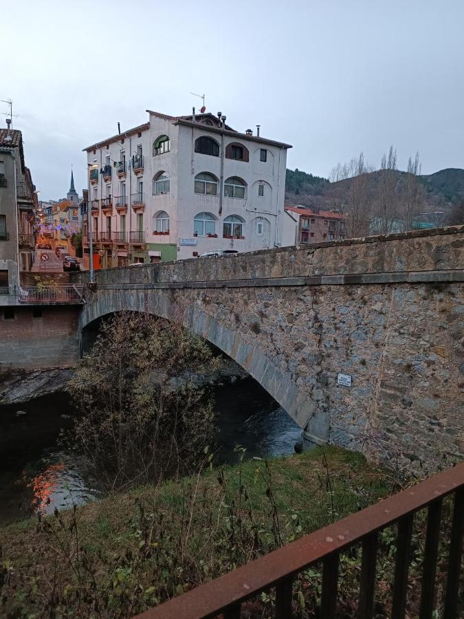 Apartament Turistic Campdevánol Екстериор снимка