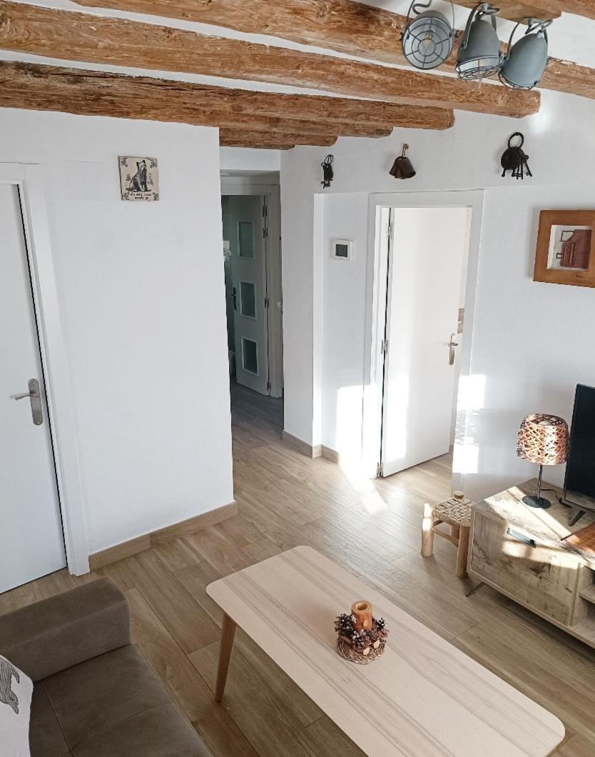 Apartament Turistic Campdevánol Екстериор снимка